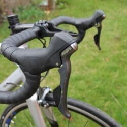 Shimano St-R4700 Shifter - Tay Lắc Shimano R4700